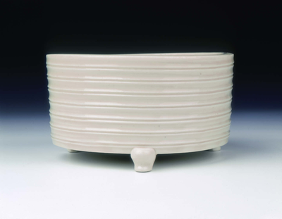 Dehua porcelain censer with string patternLate