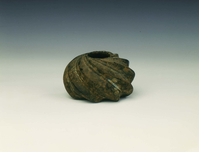 Swirling bronze water pot
Tang dynasty