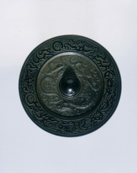 Bronze mirror with six different animalsLate