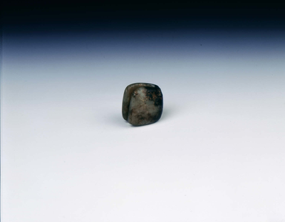 Slit bead, North China Neolithic