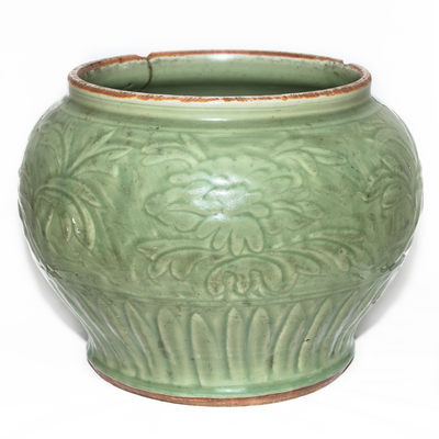 Longquan celadon jar14th century