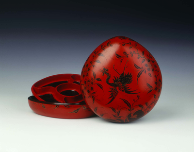 Red lacquer peach-shaped box and internal tray