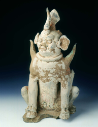 Pottery zhenmushou (a tomb guardian beast)Early