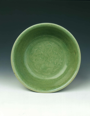 celadon bowl with carved designEarly Ming