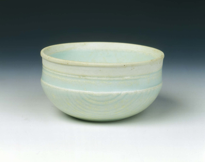 Moulded qingbai cup with unglazed rim
Southern