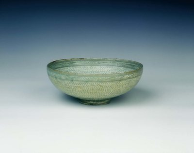 Punch'ong celadon bowl with stamped decoration