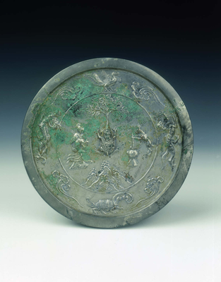 Bronze mirror with scene of the lunar palace and