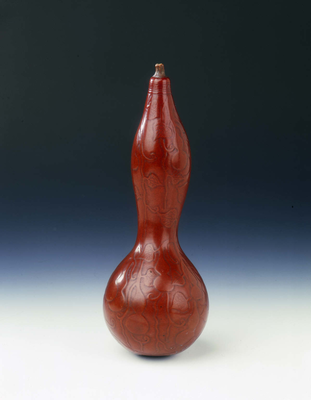 Gourd moulded with gourd and vine patternQing