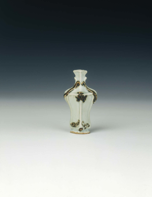 Qingbai diamond shaped vase with brown glazed
