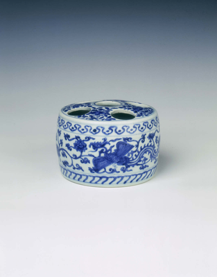 Blue and white brush and ink standMing dynasty