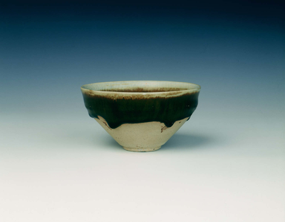 Jizhou bowl with white rim
13th century