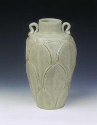 Yue stoneware jar with overlapping lotus