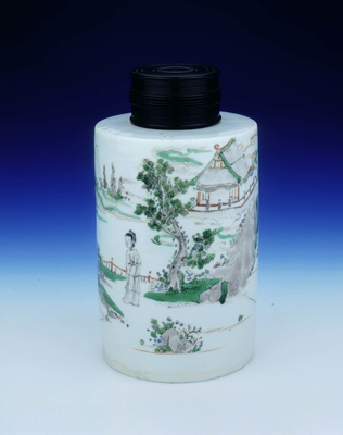 Famille verte tea caddy with lady in a