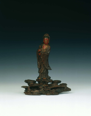 Wood and lacquer Guanyin
Qing dynasty, 1644-1700
