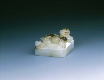 Jade square seal with kui dragon finialEarly