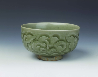Yaozhou celadon bowl with carved peoniesNorthern