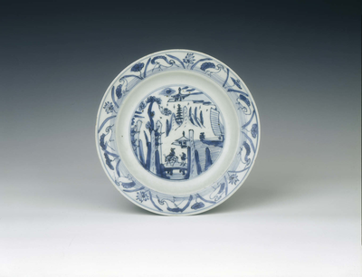 Kraak dish with figure on horseback in land and