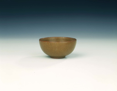 Snake skin glazed bowlQing dynasty, 18th century