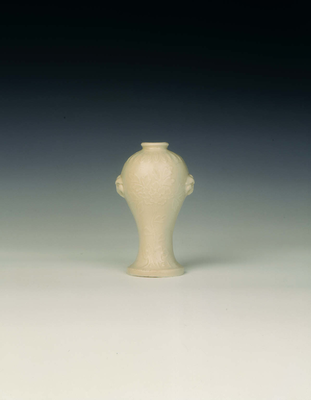 Dehua porcelain wall vase with peony in