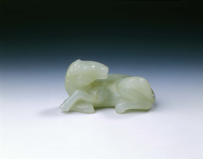 White jade recumbent horse with tail upQing